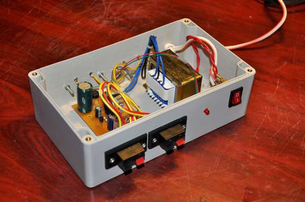 pc1237-based-2-channel-speaker-protector-600