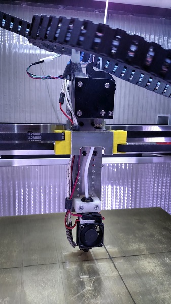 new extruder carriage